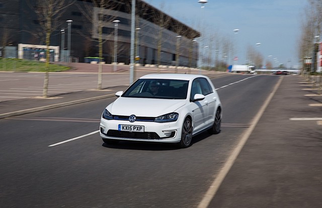 Volkswagen Golf Gti / Gtd / Gte photo 2