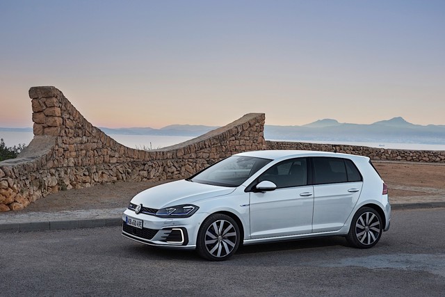Volkswagen Golf Gti / Gtd / Gte photo 2