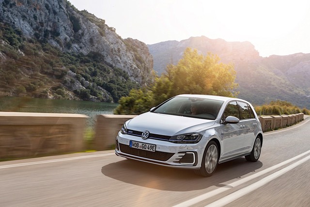 Volkswagen Golf Gti / Gtd / Gte photo 9