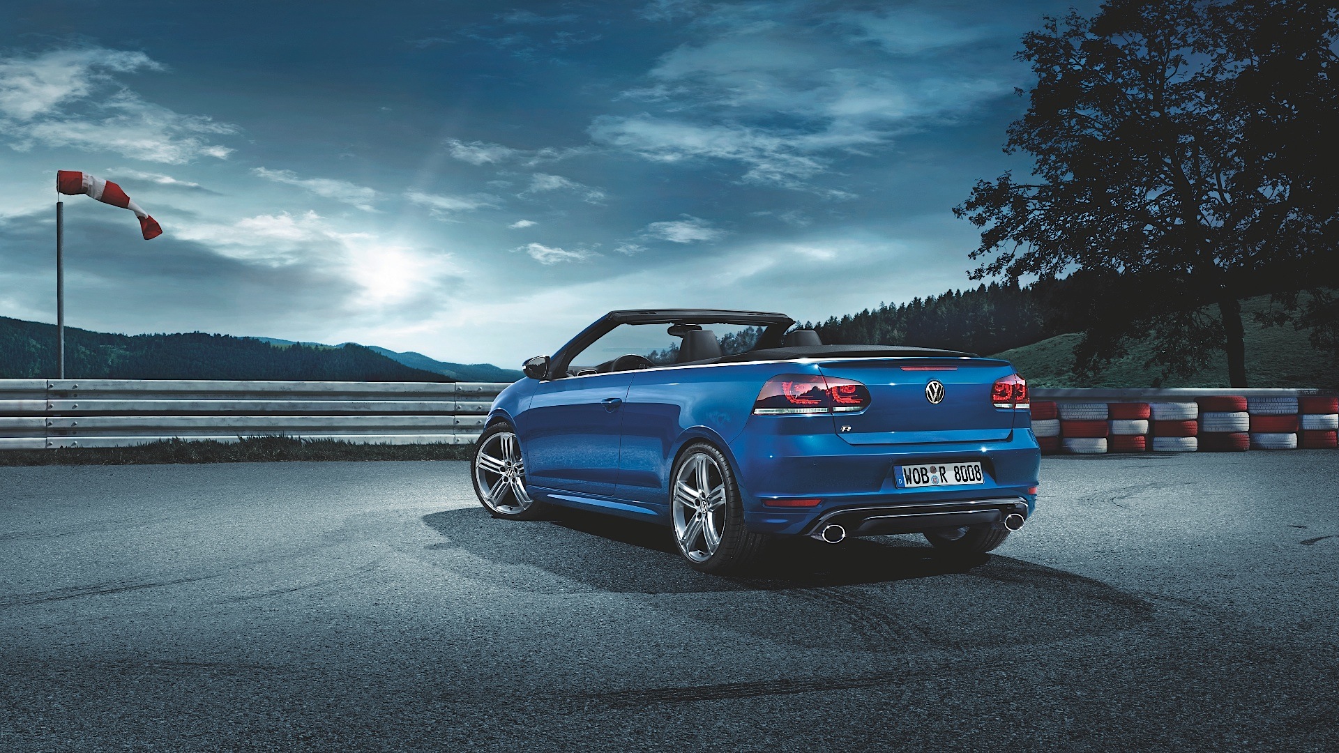 Volkswagen Golf R Cabrio photo 13