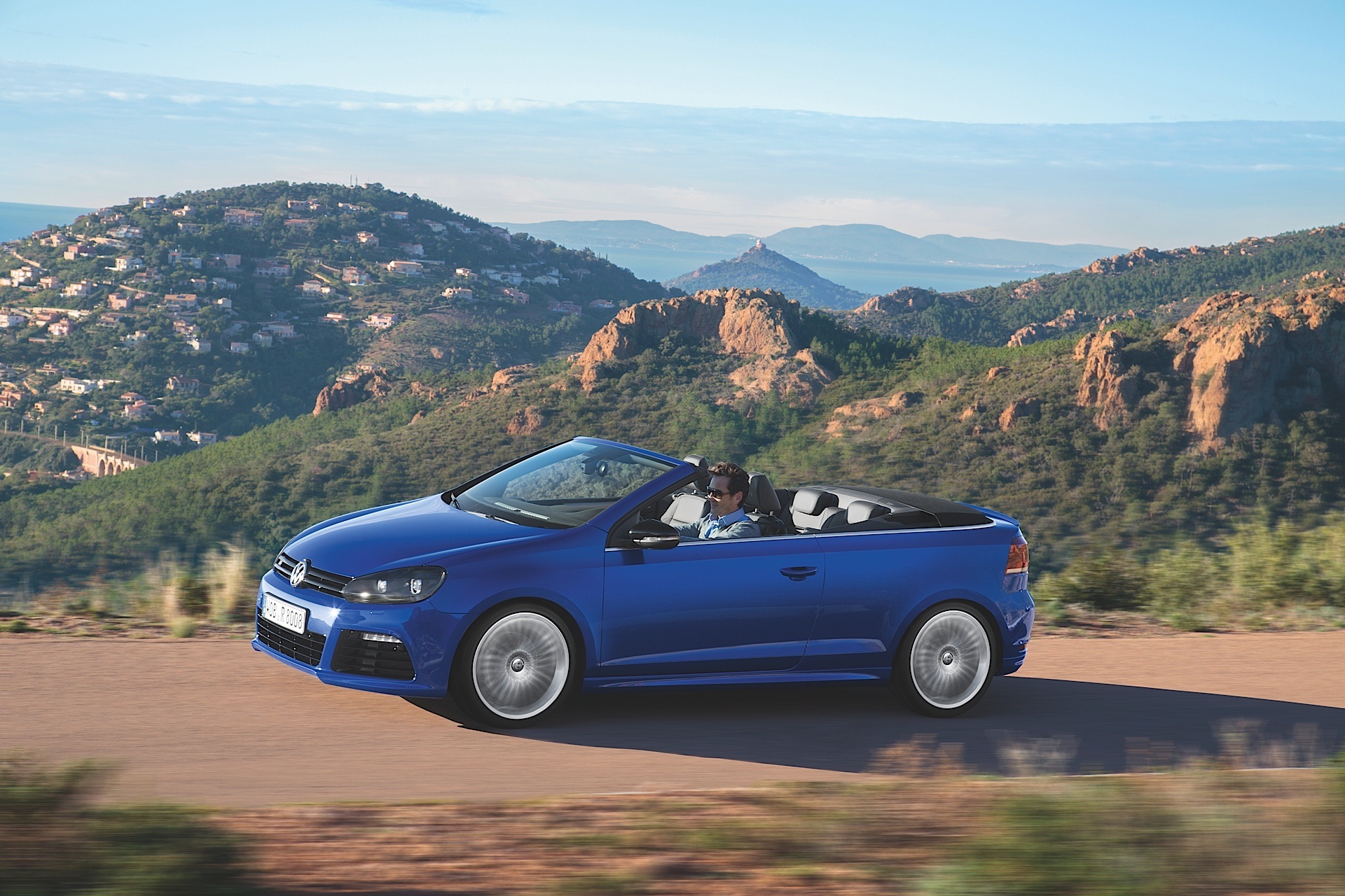 Volkswagen Golf R Cabrio photo 6