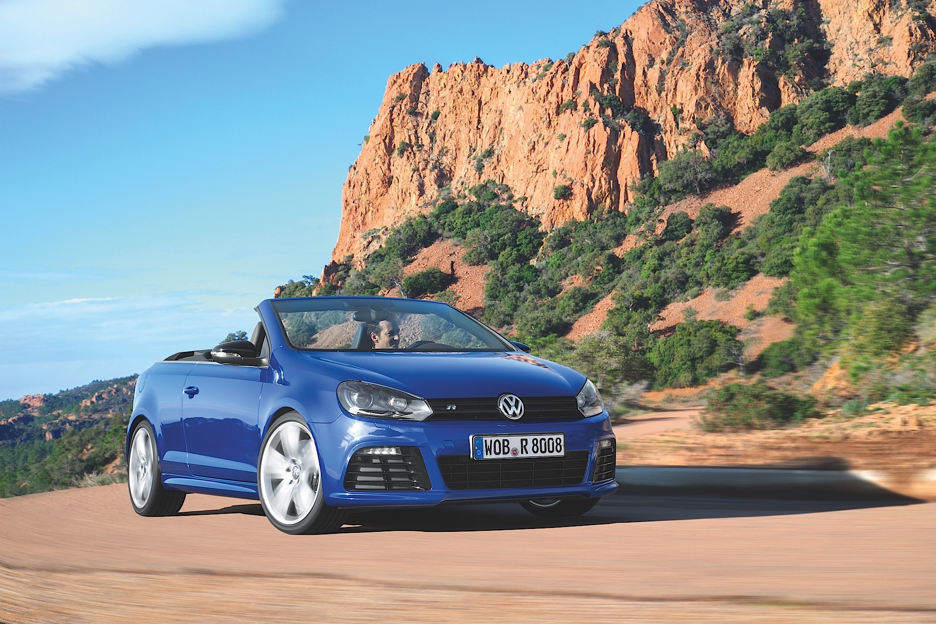 Volkswagen Golf R Cabrio photo 8