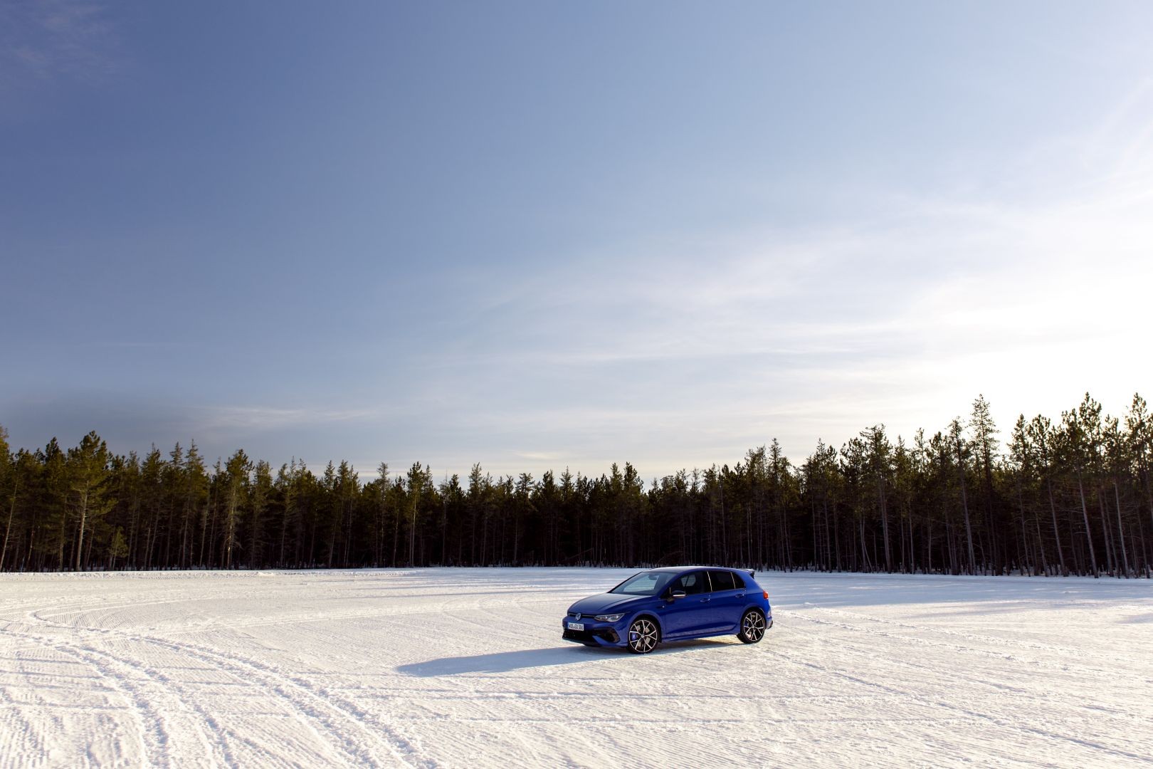 Volkswagen Golf R photo 25