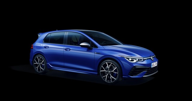 VOLKSWAGEN Golf R