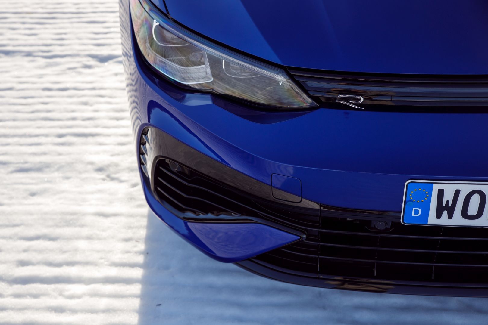 Volkswagen Golf R photo 30