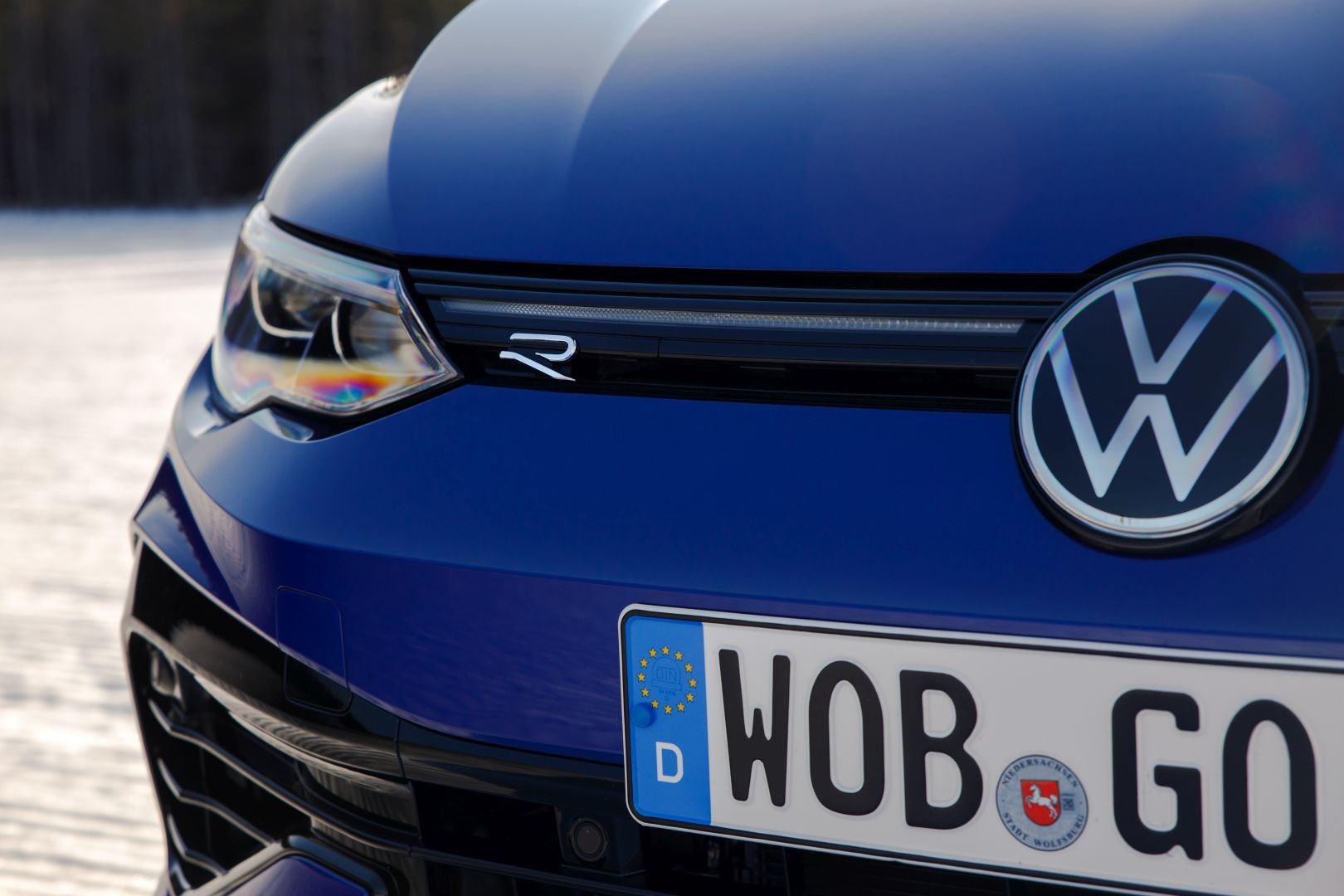 Volkswagen Golf R photo 31