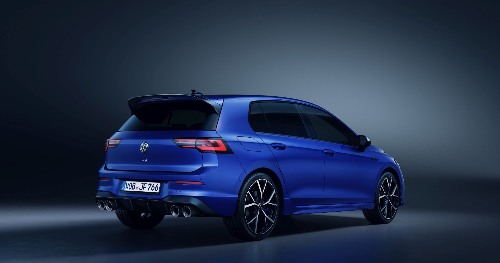 Volkswagen Golf R photo 2