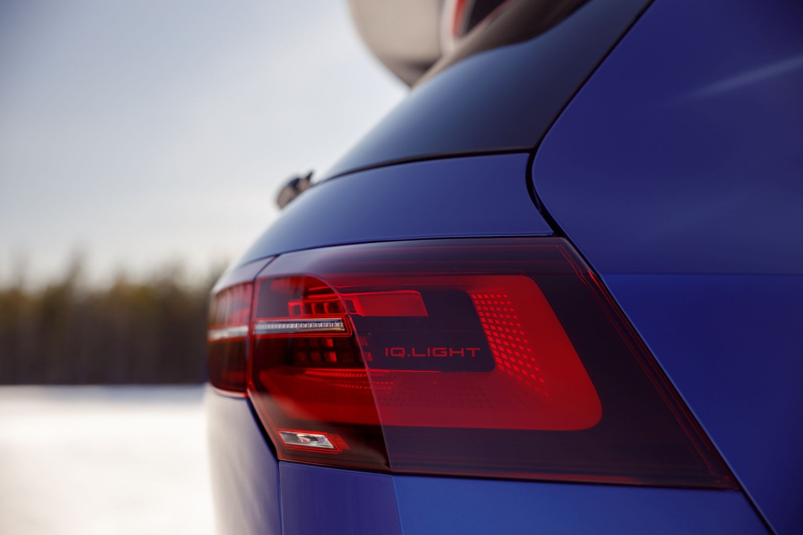 Volkswagen Golf R photo 39