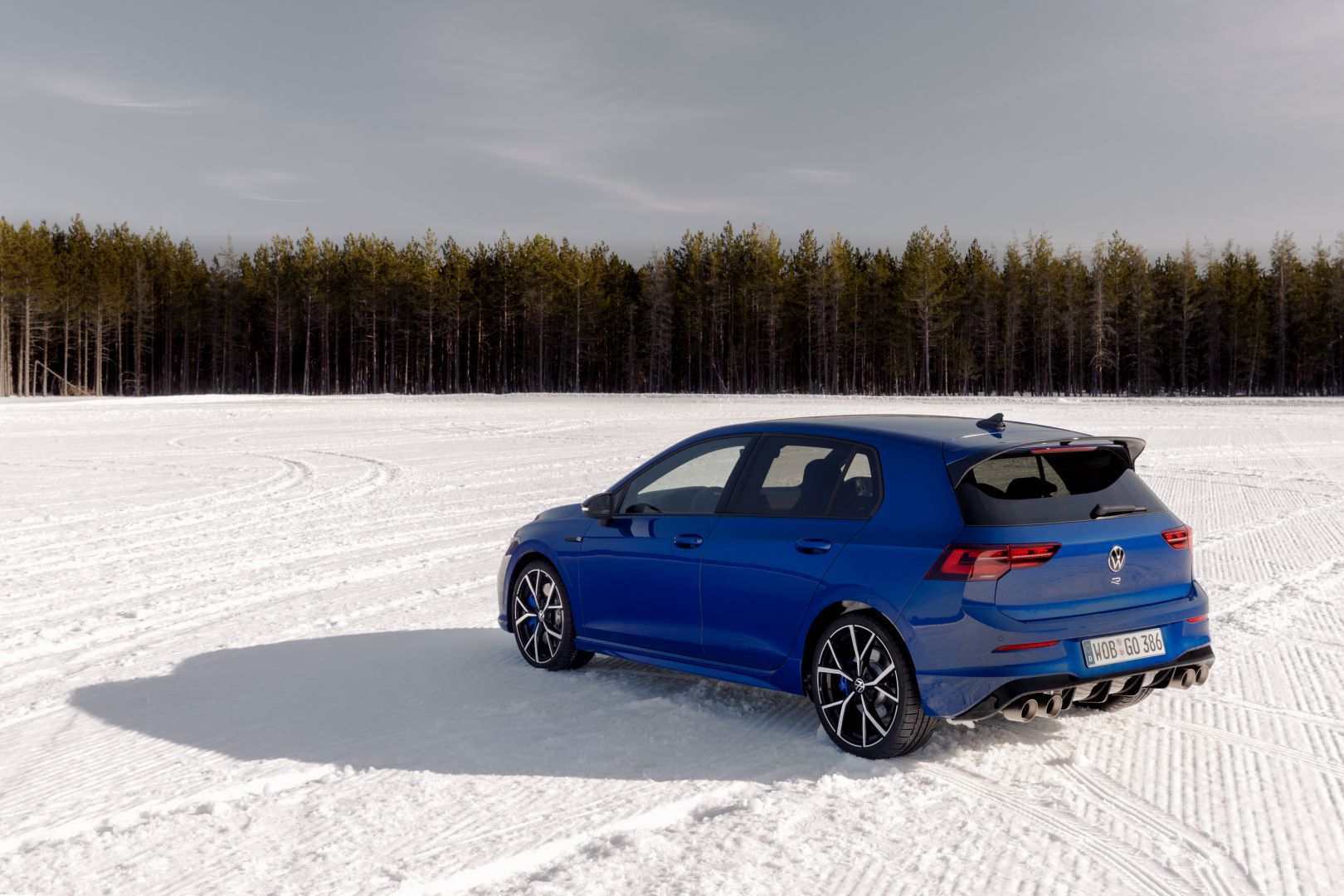 Volkswagen Golf R photo 46
