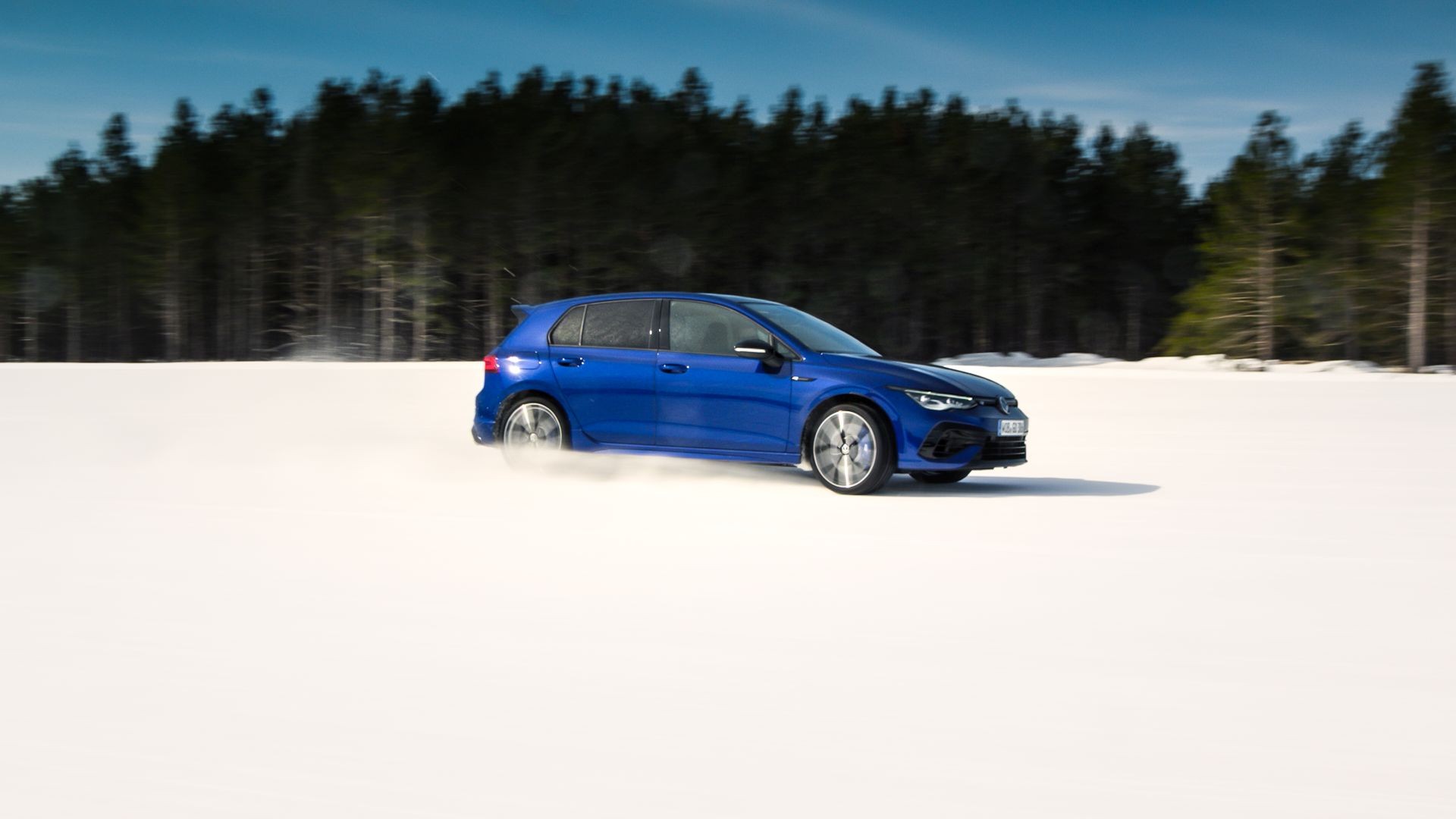 Volkswagen Golf R photo 61