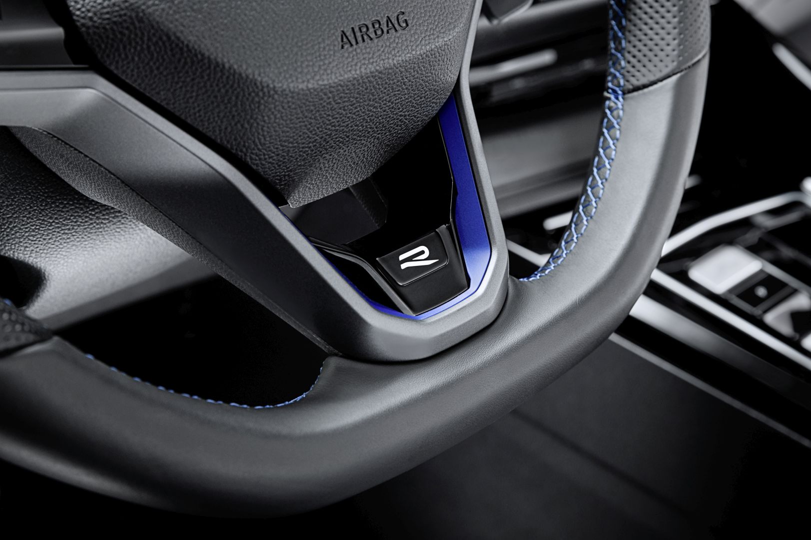 Volkswagen Golf R photo 86