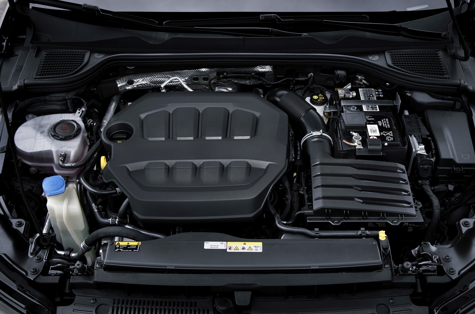 Volkswagen Golf R photo 77