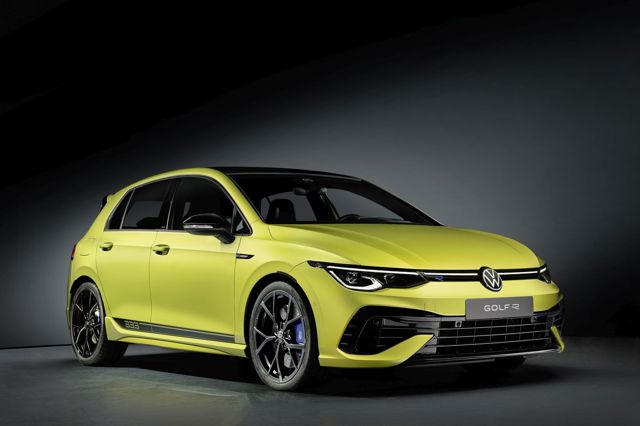 Volkswagen Golf R photo 66