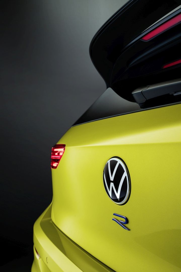 Volkswagen Golf R photo 71