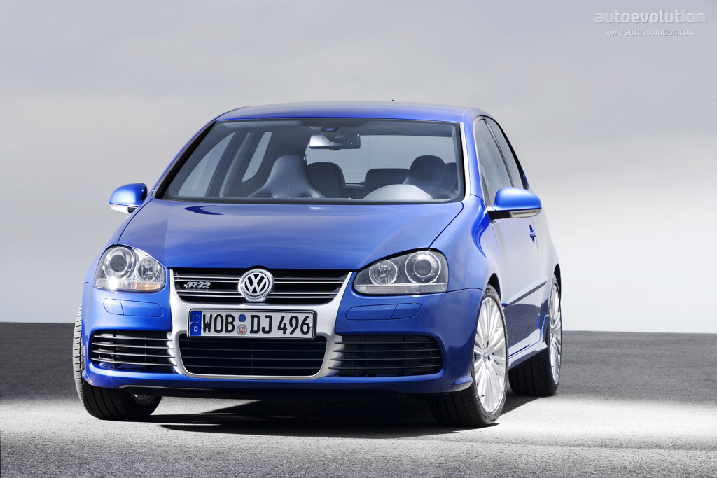 VOLKSWAGEN Golf R