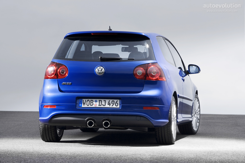 Volkswagen Golf R photo 2
