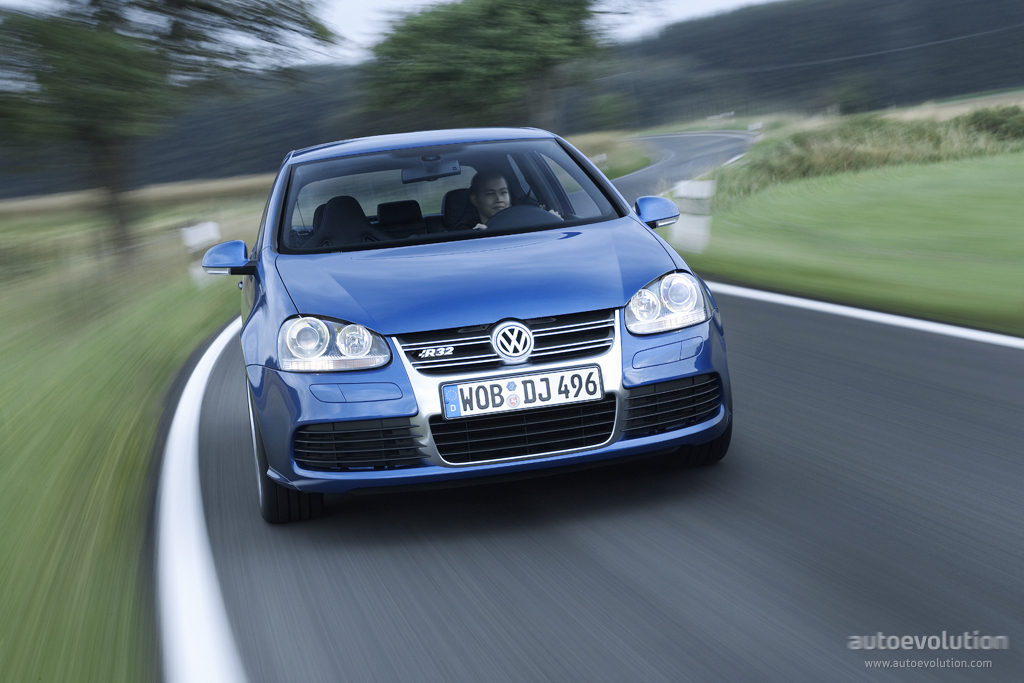 Volkswagen Golf R photo 3