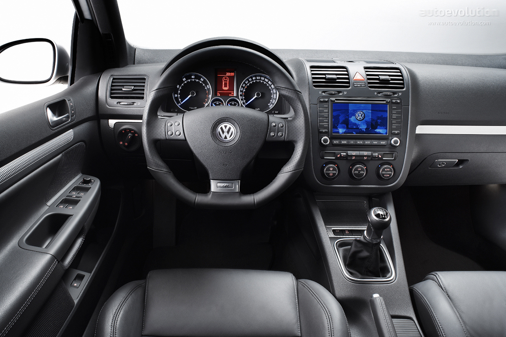 Volkswagen Golf R photo 5