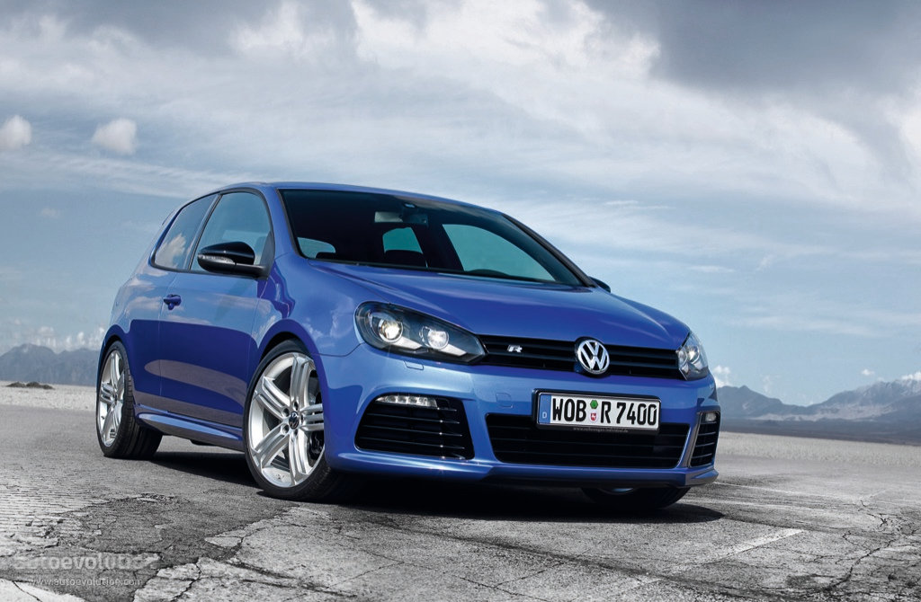 VOLKSWAGEN Golf R