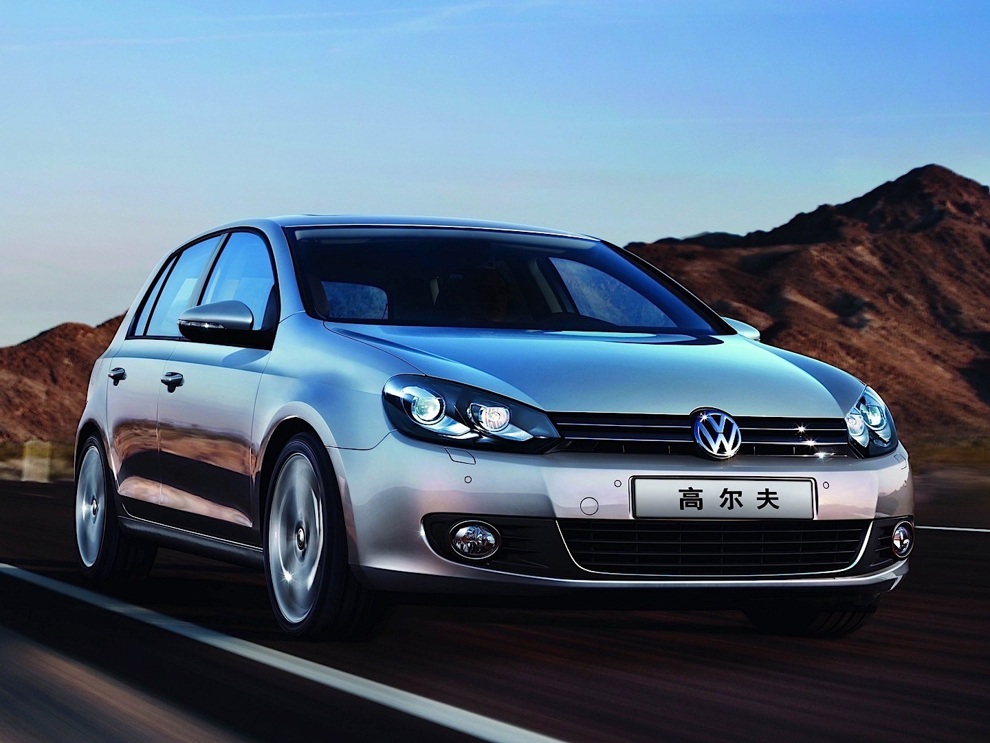 Volkswagen Golf R photo 21