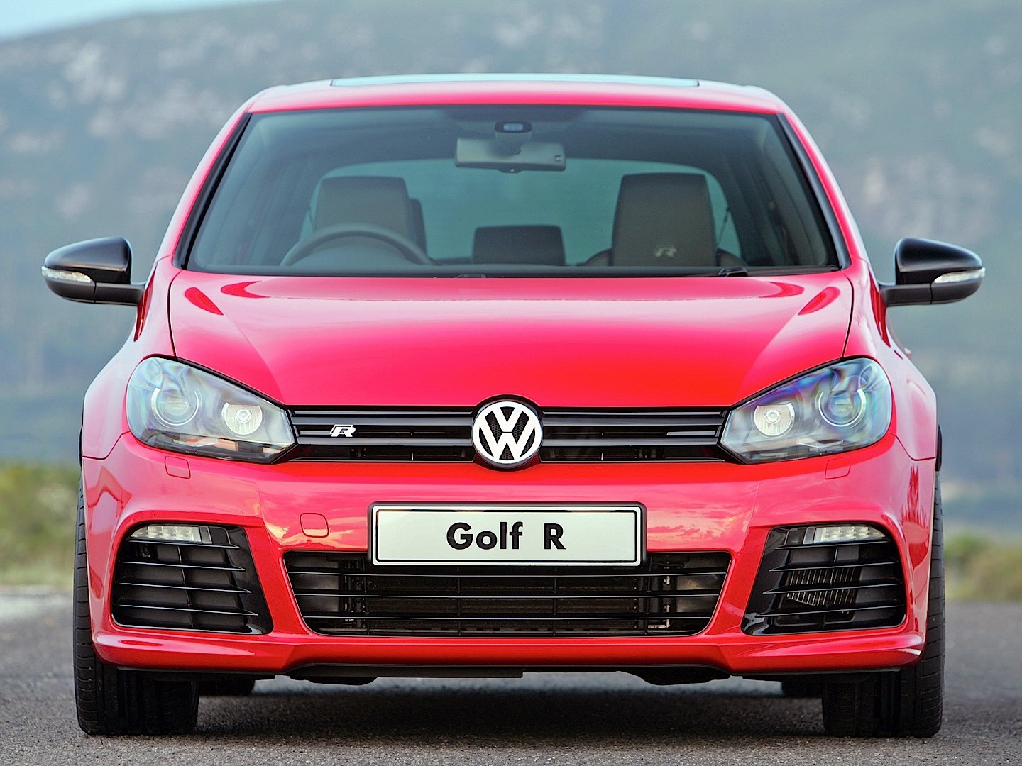 Volkswagen Golf R photo 42