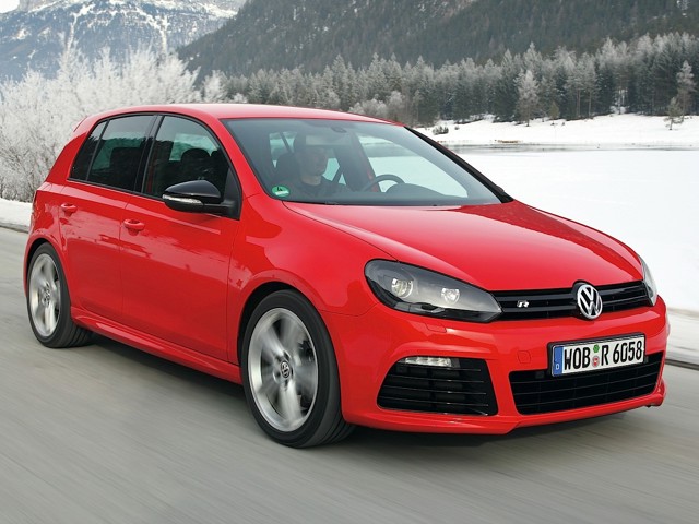 Volkswagen Golf R photo 44