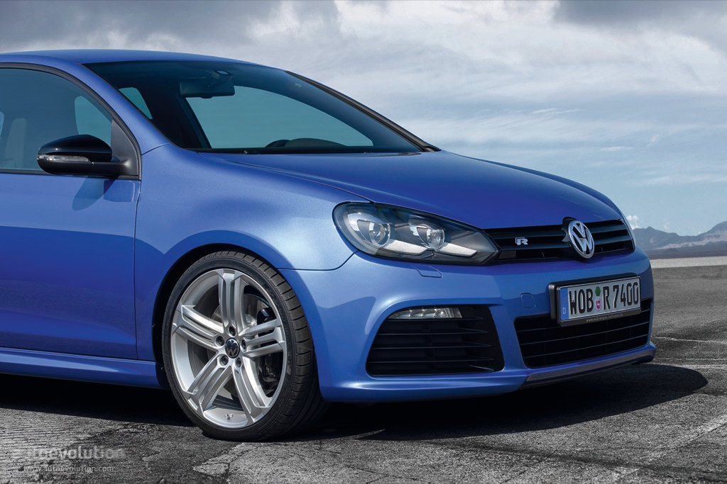 VOLKSWAGEN Golf R