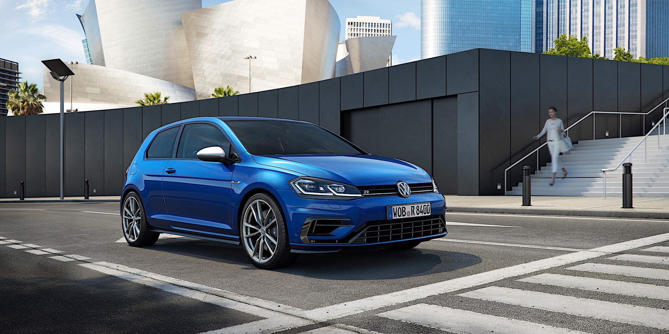 Volkswagen Golf R photo 3