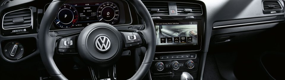 Volkswagen Golf R photo 6