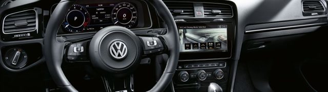 Volkswagen Golf R photo 6