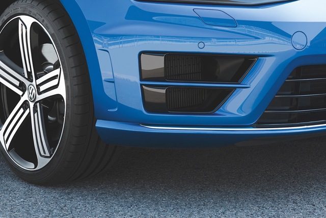 Volkswagen Golf R photo 20