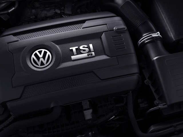 Volkswagen Golf R photo 46