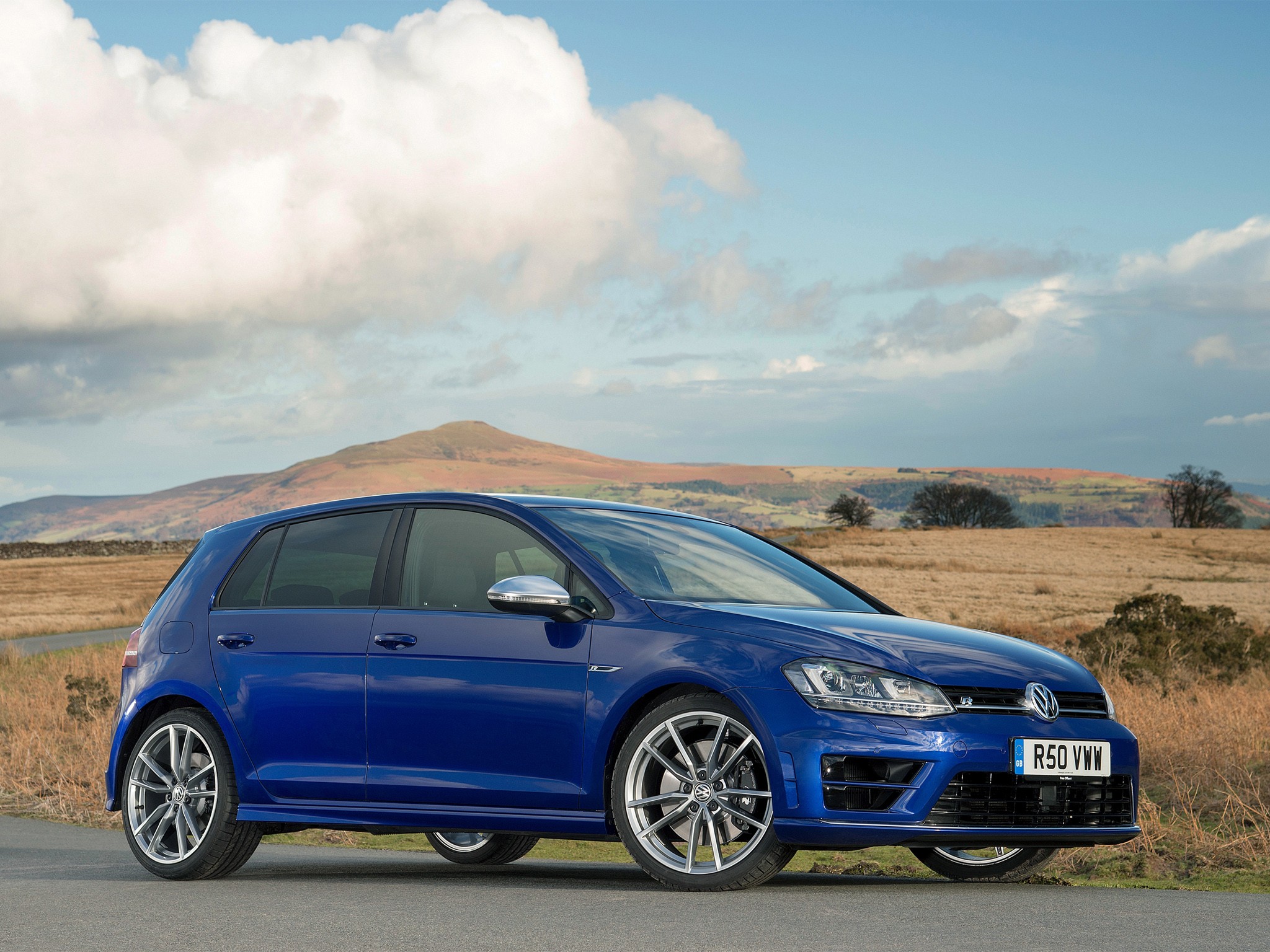 Volkswagen Golf R photo 23