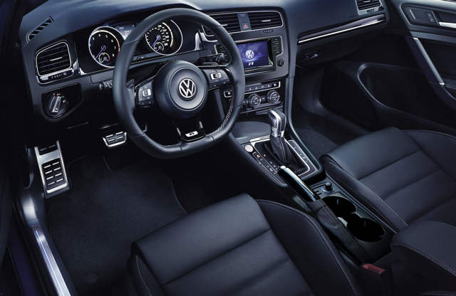 Volkswagen Golf R photo 51