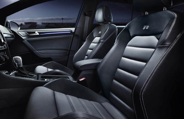 Volkswagen Golf R photo 53