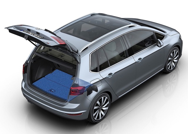 Volkswagen Golf Sportsvan photo 36
