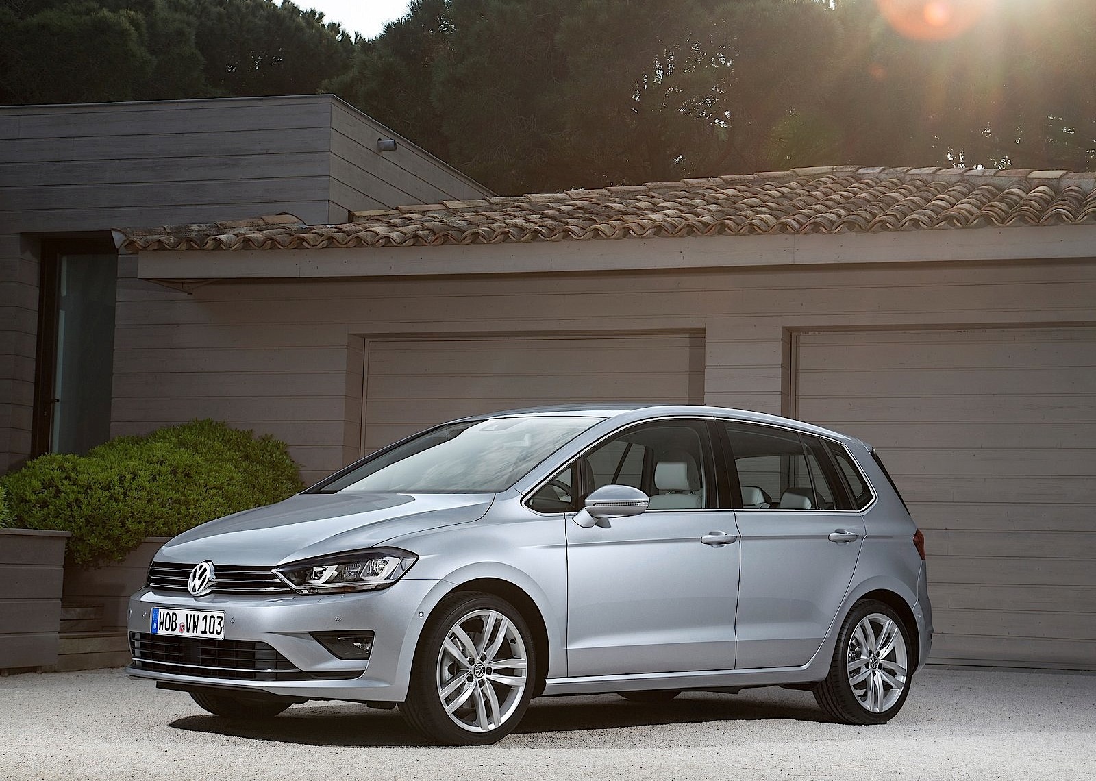 Volkswagen Golf Sportsvan photo 8