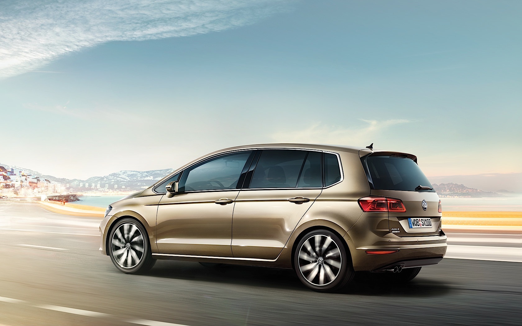 Volkswagen Golf Sportsvan photo 3