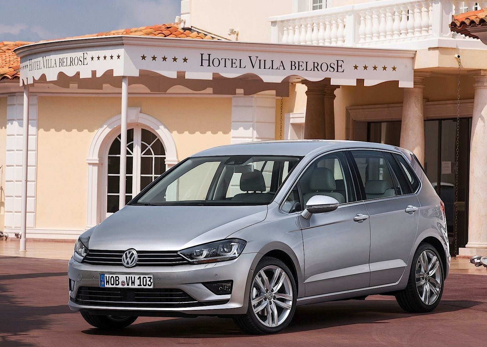 Volkswagen Golf Sportsvan photo 13