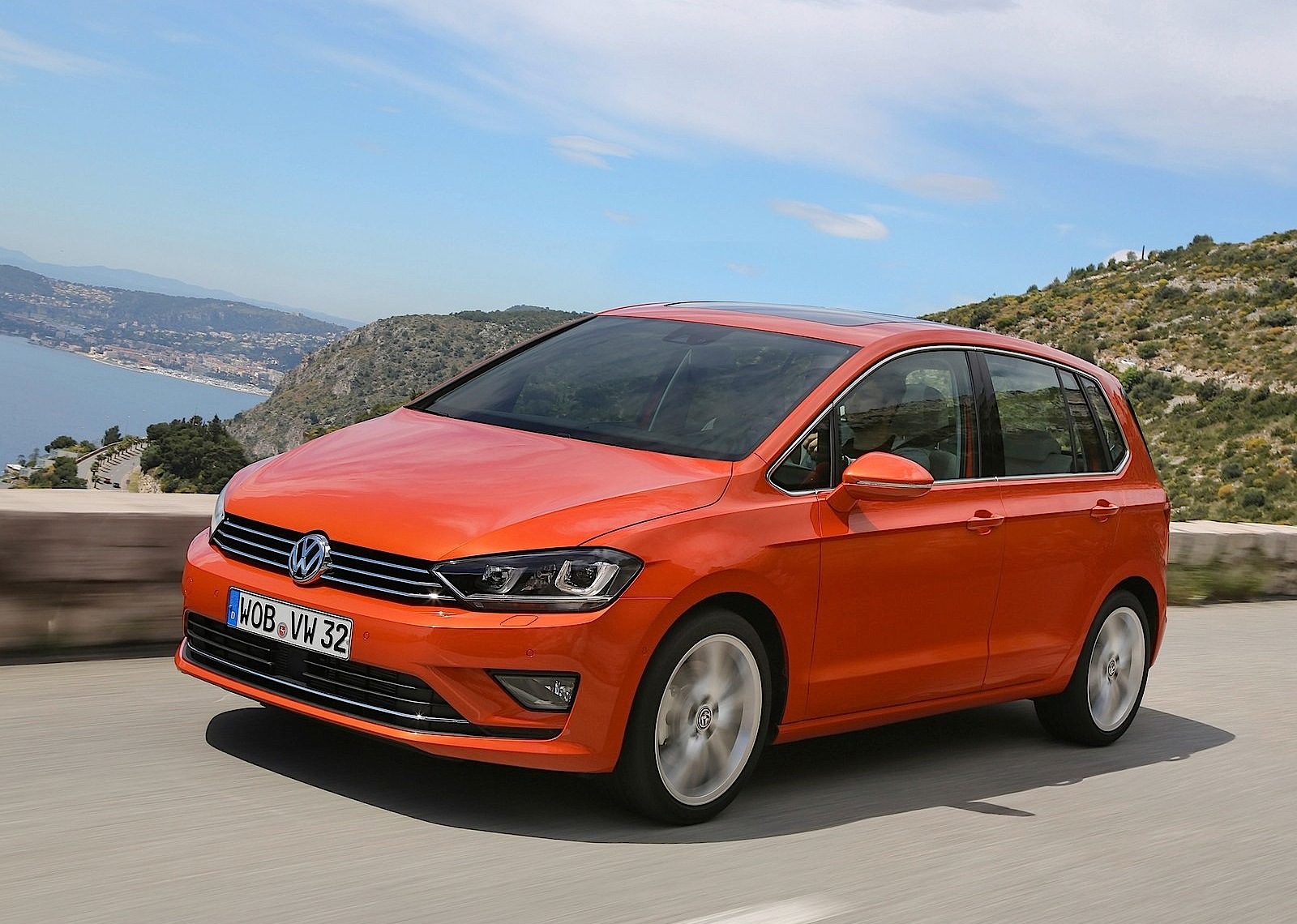 Volkswagen Golf Sportsvan photo 15