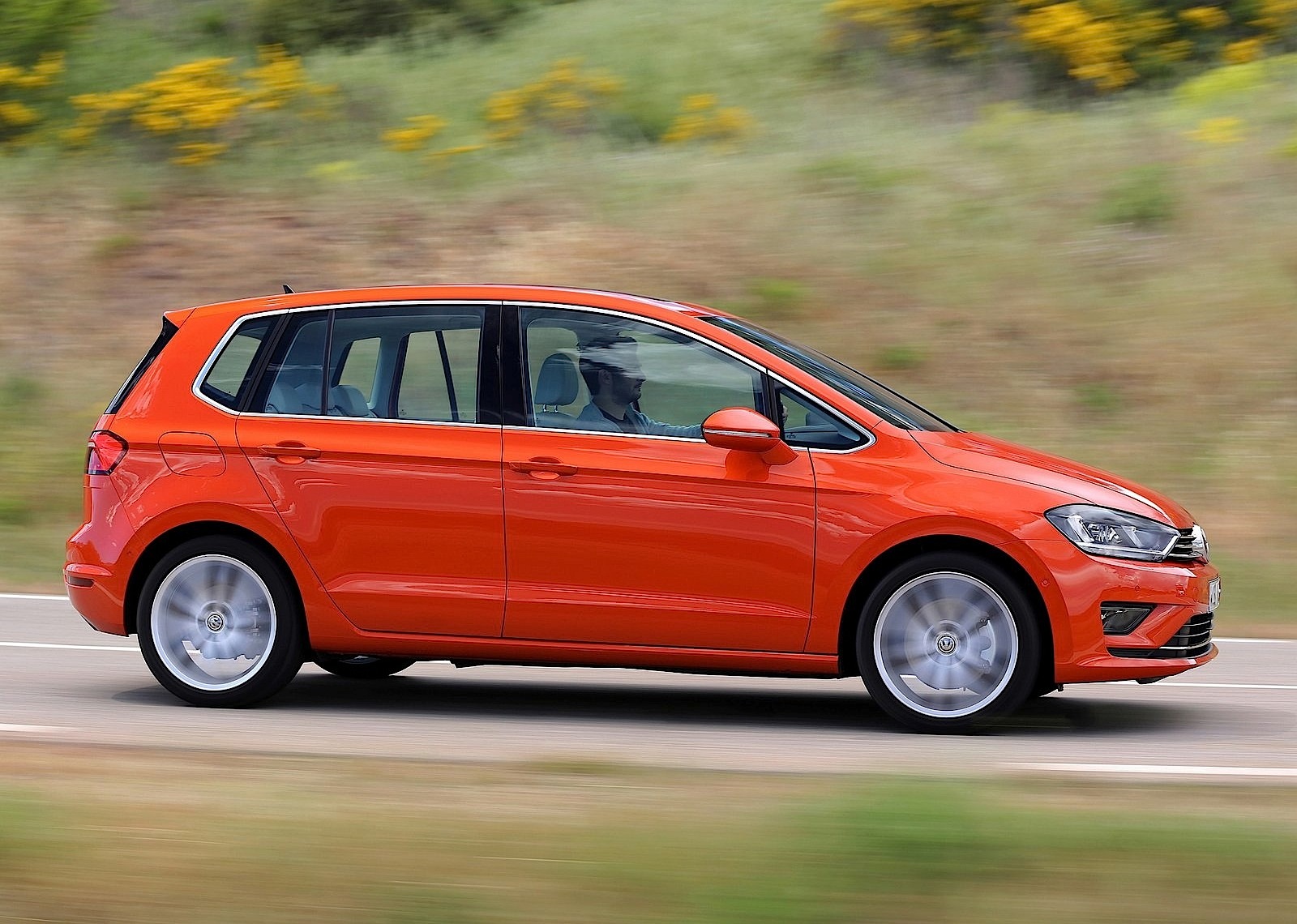 Volkswagen Golf Sportsvan photo 21