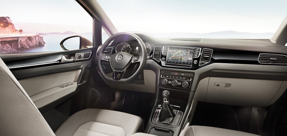 Volkswagen Golf Sportsvan photo 33