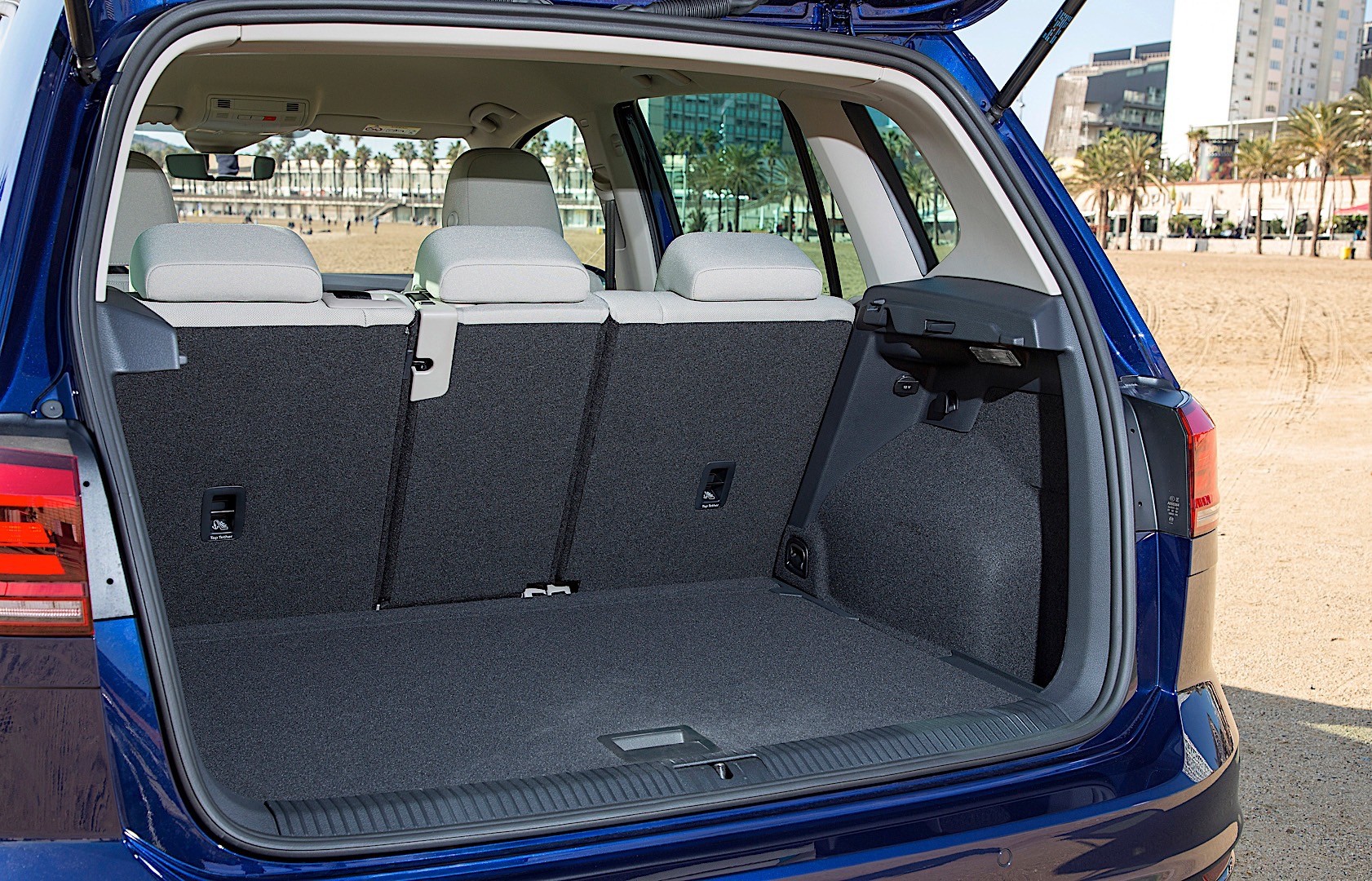 Volkswagen Golf Sportsvan photo 33