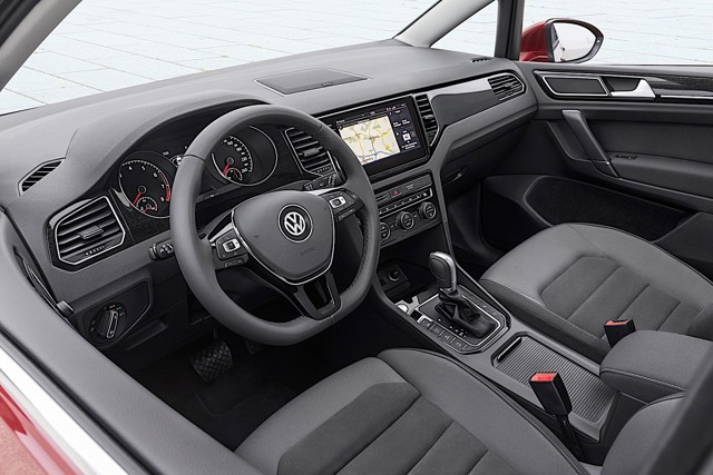Volkswagen Golf Sportsvan photo 26