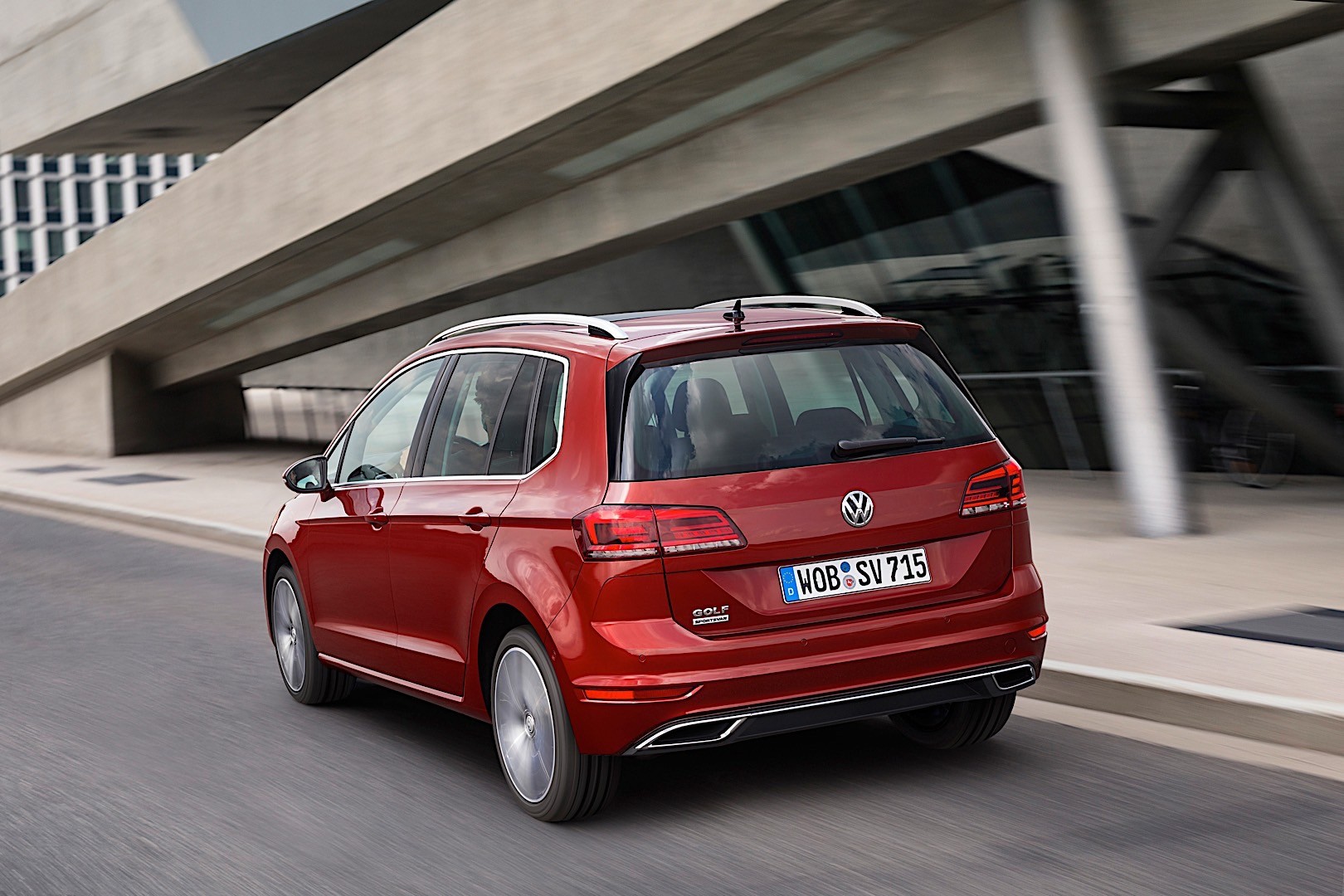 Volkswagen Golf Sportsvan photo 5