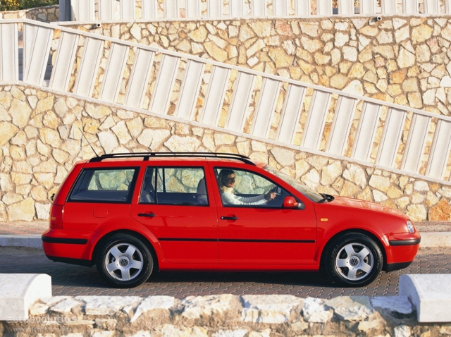 Volkswagen Golf Variant foto 1