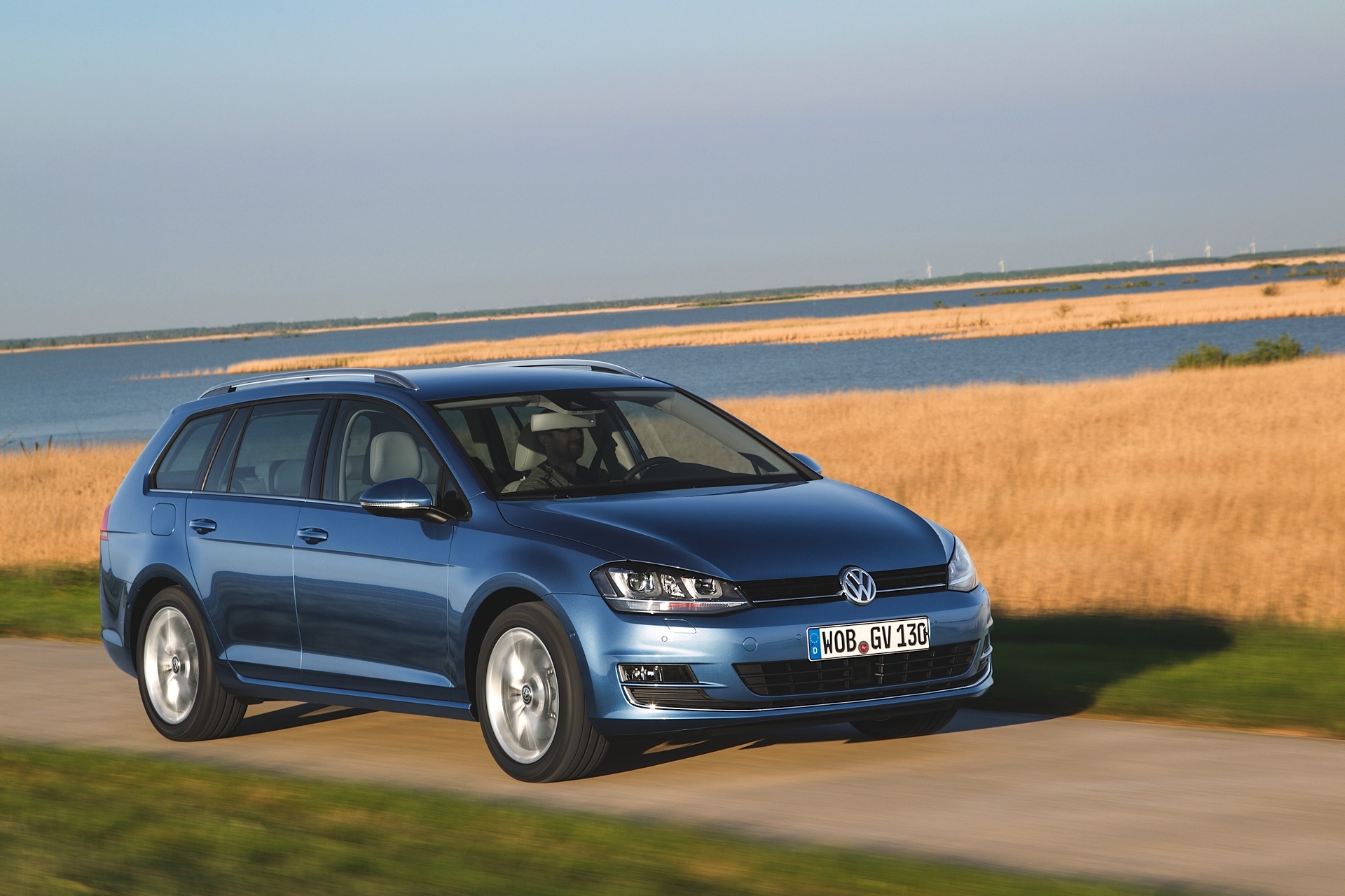 Volkswagen Golf Variant photo 30