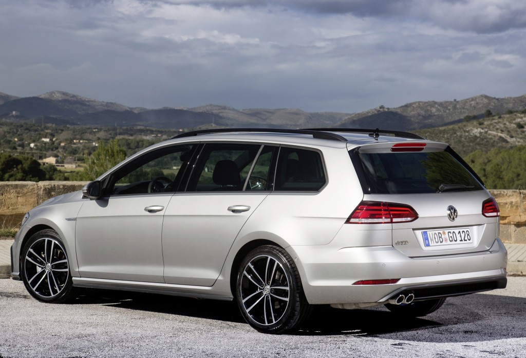 Volkswagen Golf Variant photo 16