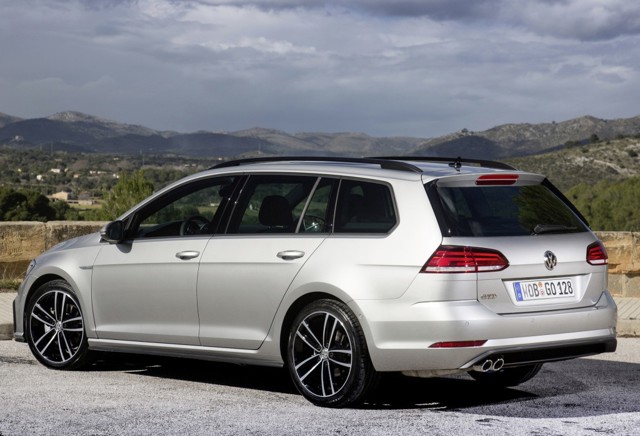 Volkswagen Golf Variant photo 16