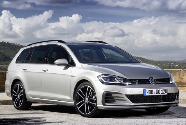 Volkswagen Golf Variant photo 18
